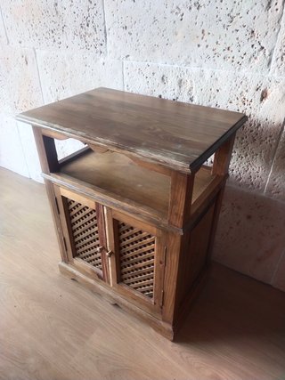 Mueble auxiliar de madera