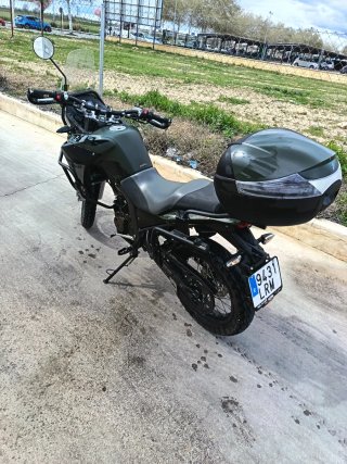 Moto 125cc Adventure/Off-Road Negra/Verde