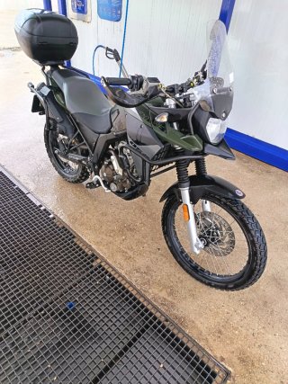 Moto 125cc Adventure/Off-Road Negra/Verde