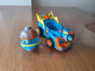 Coche Superthings Kazoom Racer