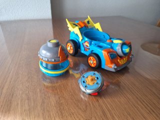 Coche Superthings Kazoom Racer