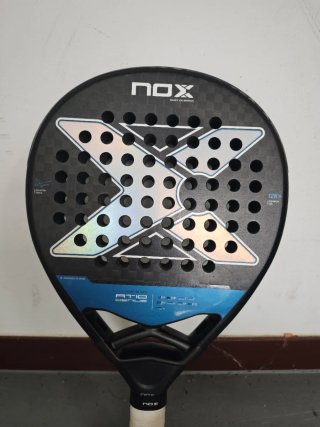 Pala Padel NOX AT10 genios 12k