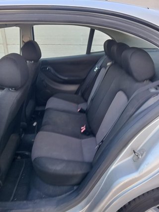SEAT Leon 2004 Caja de cambios rota