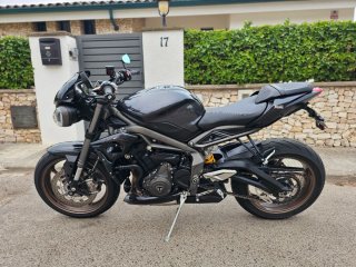 Triumph Street Triple 765 RS
