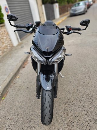 Triumph Street Triple 765 RS