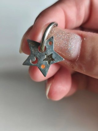 Pendientes de estrella con luna y estrellas