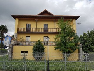 Chalet en venta en Bárcena de Cicero
