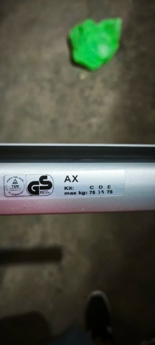 Barras Cruz AX 108