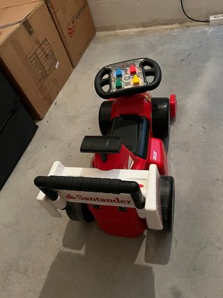 Coche de carreras F1 para niño