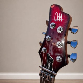 Guitarra Mayones Setius Roja