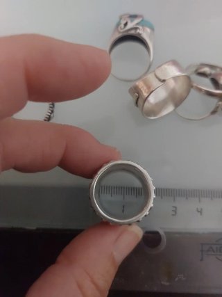 Majestuoso anillo