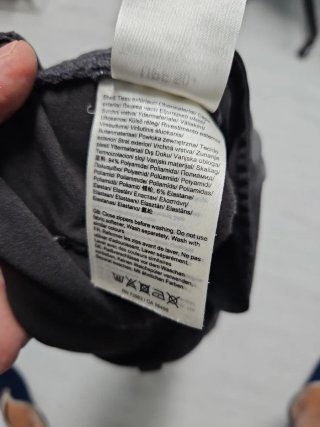 Pantalón técnico Helly Hansen UPF 50+ - Talla S