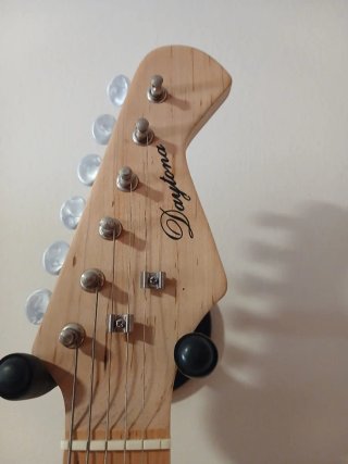 Guitarra Eléctrica Daytona Roja