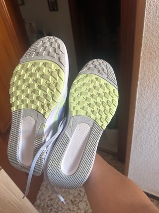 Zapatillas Nike Verdes y Moradas