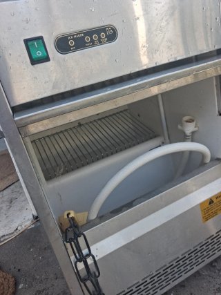 Máquina de hielo Klarstein