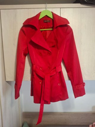 Gabardina roja Boleli
