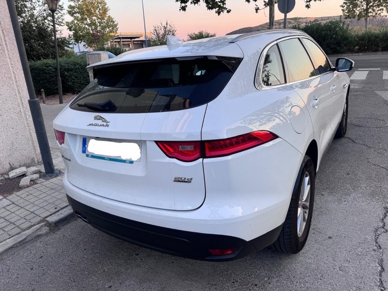 Jaguar F-Pace 2018 - foto 1