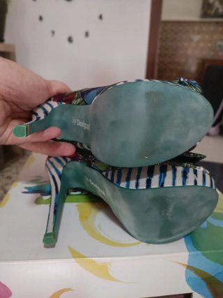 Zapatos Desigual Tacon Estampado Flores