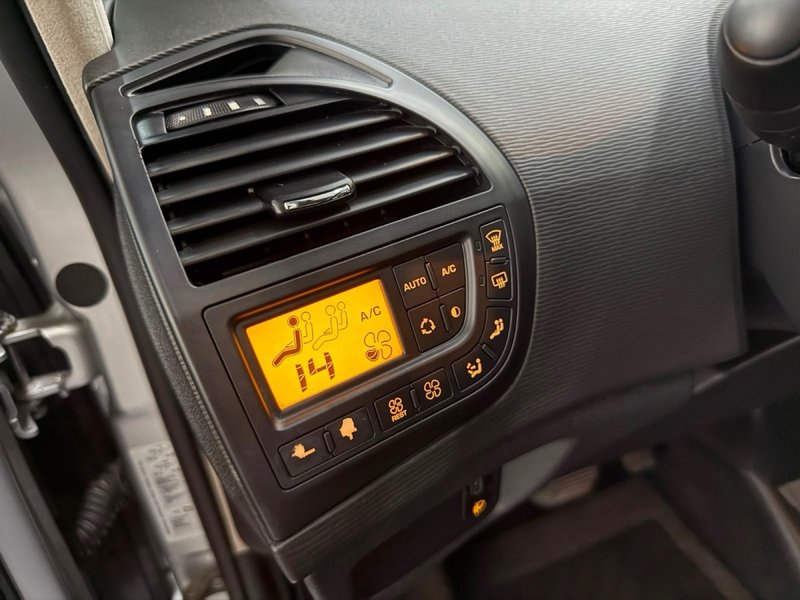 Citroën C4 1.6 HDI Cool FAP 2008, foto 19