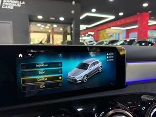 Mercedes-Benz Clase A 220d AMG 190cv