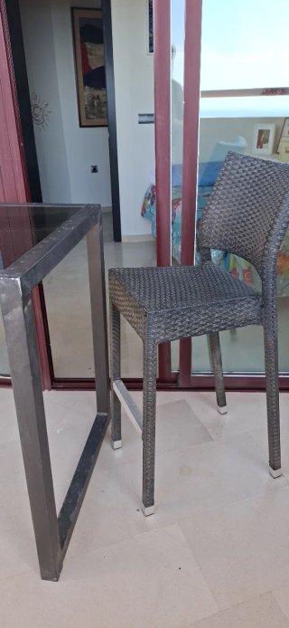 Mesa cristal y 2 sillas terraza