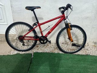 Bicicleta Roja Montaña