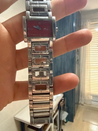 Reloj Lotus Mujer Esfera Roja y correa de Acero