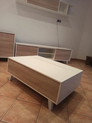 Muebles de comedor modernos blancos y madera