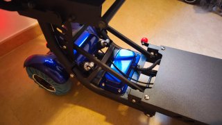 Scooter Eléctrico 4 Ruedas Azul