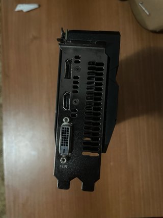 Tarjeta Gráfica Asus GTX 1660 SUPER EVO