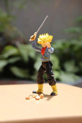 Figura Trunks Dragon Ball Superstars