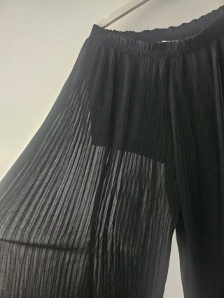 Pantalón palazzo plisado Mango Talla L