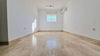 Casa adosada en alquiler en Cavaleri en Mairena del Aljarafe