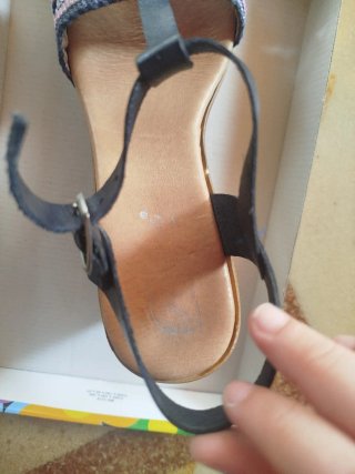 Sandalias cuña piel y brillantes T38