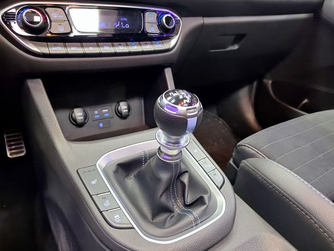 Hyundai i30 2019, foto 25