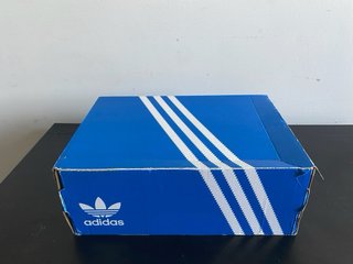 Adidas Forum Low Talla 42 Blanco y Negro