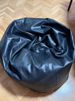 Puff de suelo piel sintética negro