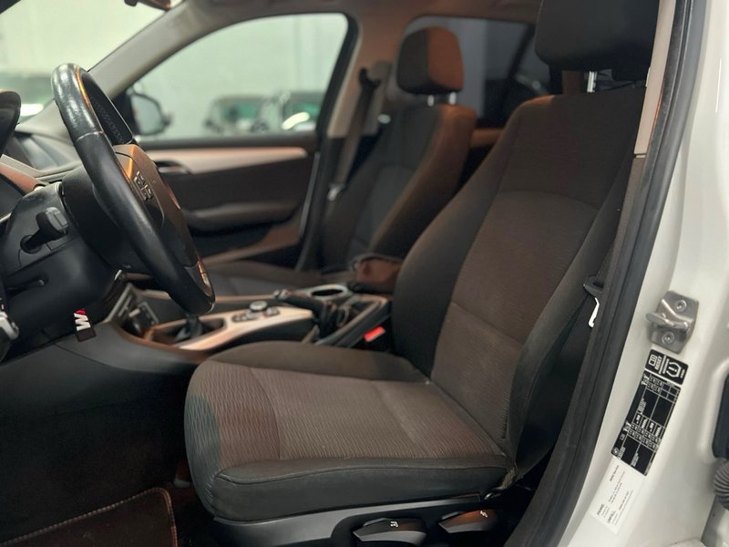 BMW X1 sDrive 18i (E84) 2014, foto 10