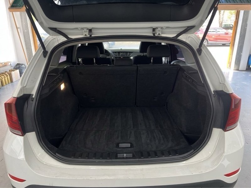 BMW X1 sDrive 18i (E84) 2014, foto 20