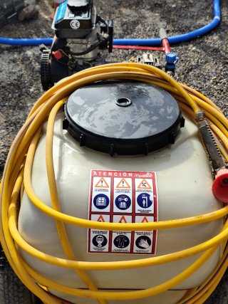 Carretilla fumigar 100L
