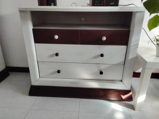 Mueble TV madera blanco y marrón