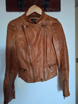 Chaqueta de piel Zara marrón Talla XS