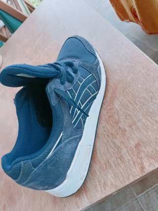Asics Talla 41.5