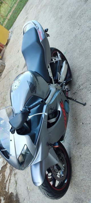 Honda CBR 600F Gris/Roja