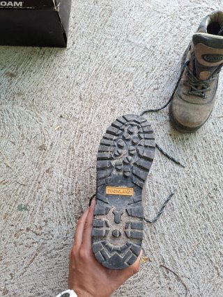 Botas de montaña Tuckland marrones y grises