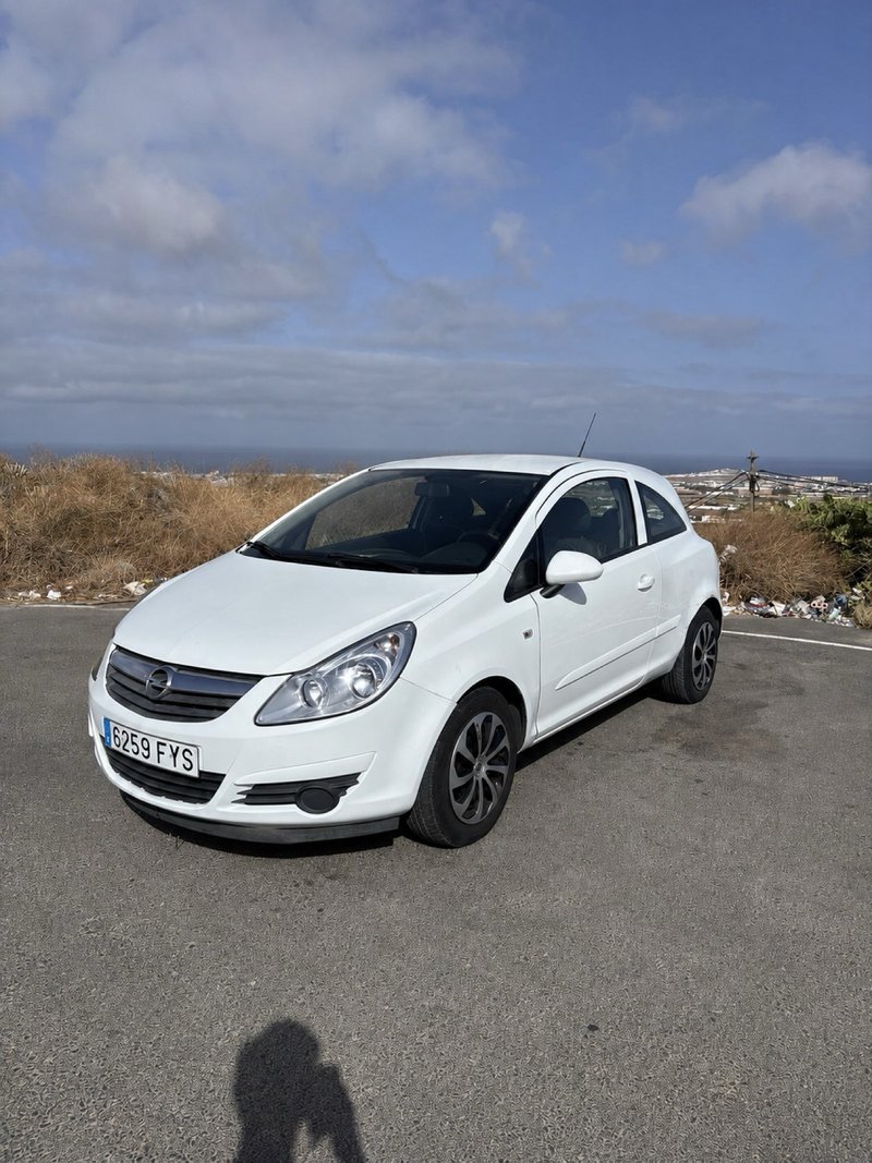 Opel Corsa 1.3 cdti diesel - foto 1