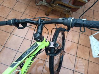 Bicicleta B-TWIN MTB