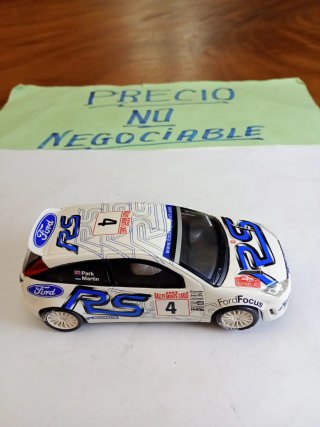 Scalextric Ford Focus WRC tracción 4 ruedas