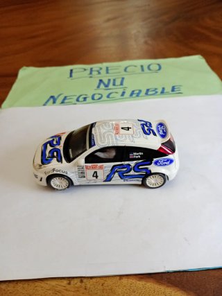 Scalextric Ford Focus WRC tracción 4 ruedas