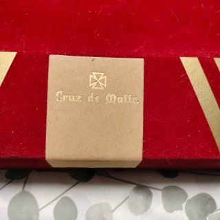 Cubertería Cruz de Malta